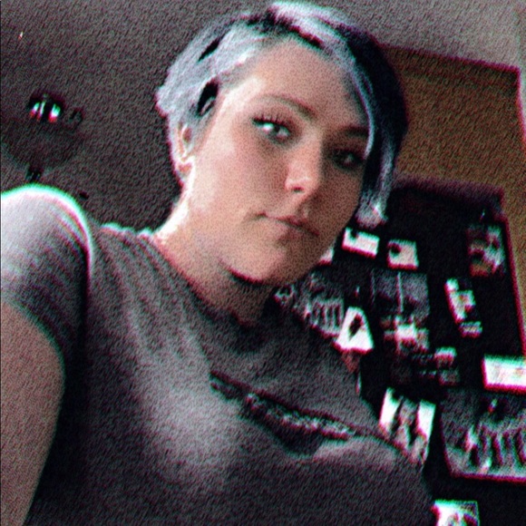 Meet your Posher, Alexandria - Picture 1 of 1